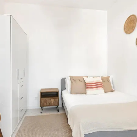 Apartamento Retreat Residences By Lovelystay *
