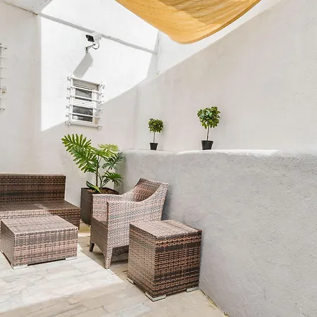 Retreat Residences By Lovelystay