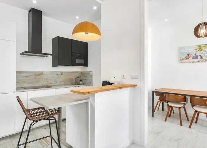 Retreat Residences By Lovelystay * 신트라